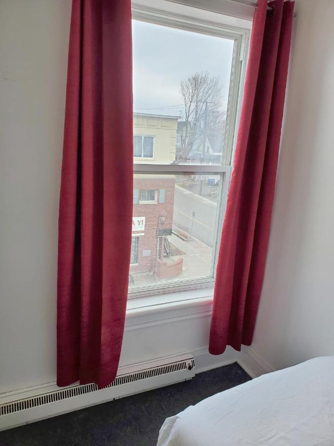 Booking-Eddy- Single Room With Self Check-In Hull エクステリア 写真